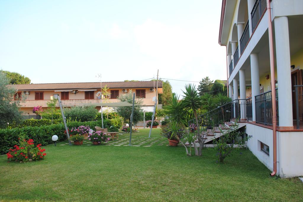 Larus Hotel Sangineto Εξωτερικό φωτογραφία