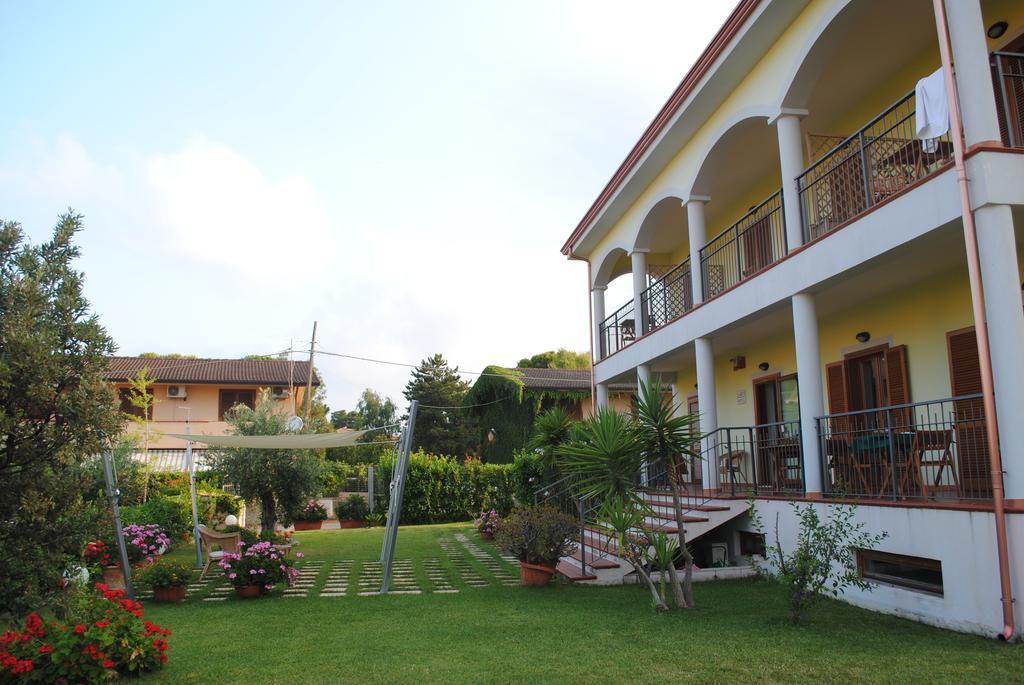 Larus Hotel Sangineto Εξωτερικό φωτογραφία